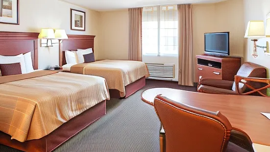 Candlewood Suites Fayetteville-Univ of Arkansas