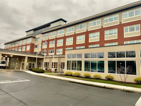 Holiday Inn Express Columbus Airport – Easton