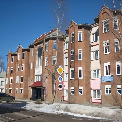 Парма Отели рядом с достопримечательностью «Верх-иньвенское Сельпо»