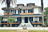 The Mansion on 17th, Formerly Schaefer Haus - Water Park