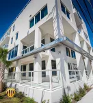 The Avalon Club Отели рядом с достопримечательностью «Парк Мак-Кей»