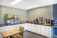 里士滿山/薩凡納地區Travelodge by Wyndham飯店 - 早餐