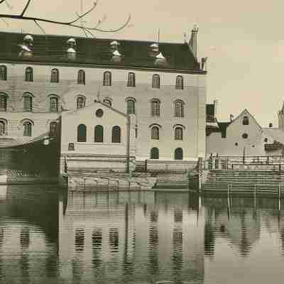 布傑約維采飯店 Hotel Exterior