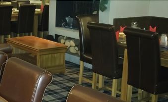 Thames Head Inn