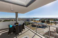 Curtis Central Apartments Official Hotels in Gladstone