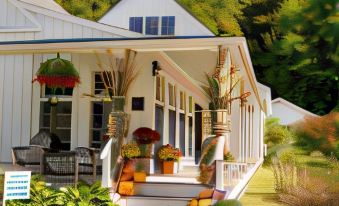 Inn at Silver Maple Farm