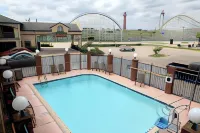 Ranger Inn & Suites - Pool