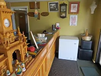 Holiday Lodge Hotels in Hawthorne