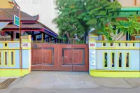 오요 960 코스트 & 홈스테이 911