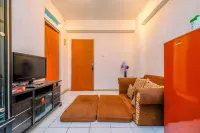 Comfort & Cozy 2BR at Cibubur Village By Travelio