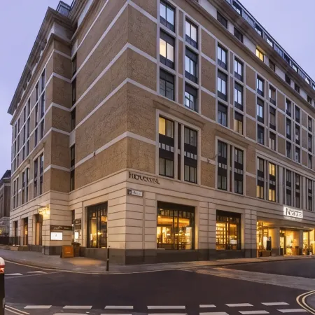 Novotel London Tower Bridge Отели рядом с достопримечательностью «HMS Белфаст»