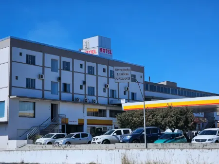 Hotel Rex Отели рядом с достопримечательностью «Escola Municipal Lupércio de Oliveira Köeche»