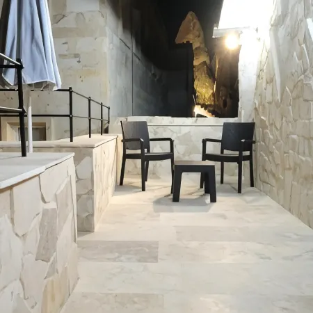 Asma Cave House
