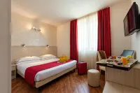 Simon Hotel فنادق في Ardea