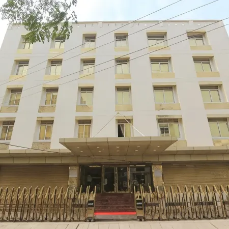 Hotel Galaxy Grand