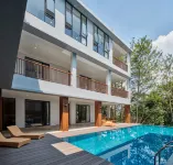 Atsuka Hill View Villa 8 Bedrooms with a Private Heated Swimming Pool