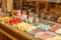 Hotel Plaza Mayor - breakfast