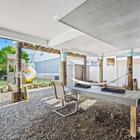 Seas the Moment - 1 Blk to Ortley Beach - Private Balcony & Patio - 6 Bed, 3 Br