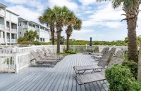Oceanfront, Ocean Club F101, Linens included, 3Br 2ba, pool