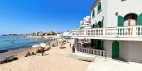 New: Wonderful villa with sea view, infinity pool, padel court - Villas