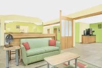 Microtel Inn & Suites by Wyndham Tuscumbia/Muscle Shoals Hotels in Tuscumbia