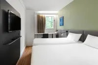 宜必思南錫布拉布瓦酒店