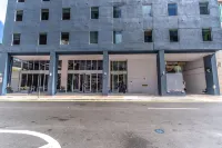 Downtown Miami Condos by Lua Host Hotels in Downtown Miami