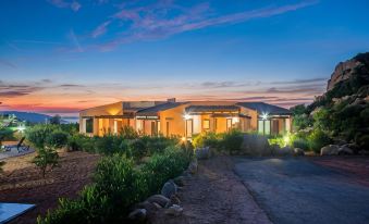 Gravina Resort & Apartments