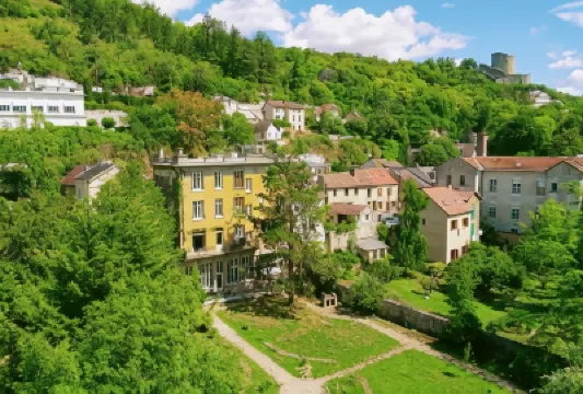 Green Home Vexin Hotels in 