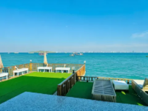 มูนไลท์ เกาะล้าน โรงแรมในเกาะล้าน