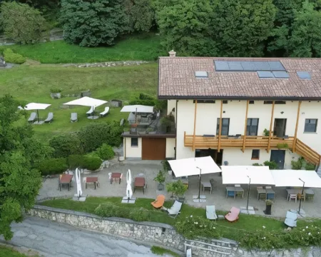 Agriturismo Deviscio Hotels in Lecco