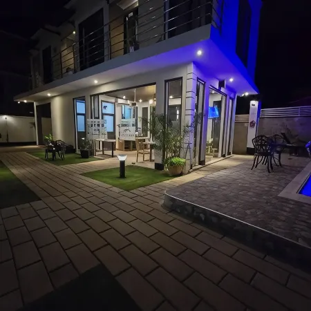Primeland Hotel