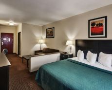 Quality Inn & Suites Wichita Falls I-44