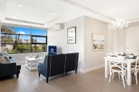 The Hamptons Apartments St Kilda Hotels in St Kilda