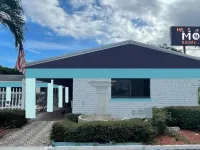 Hollywood Gardens Inn & Suites Hotels near Hollywood