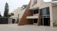 Scarlet Lodge
