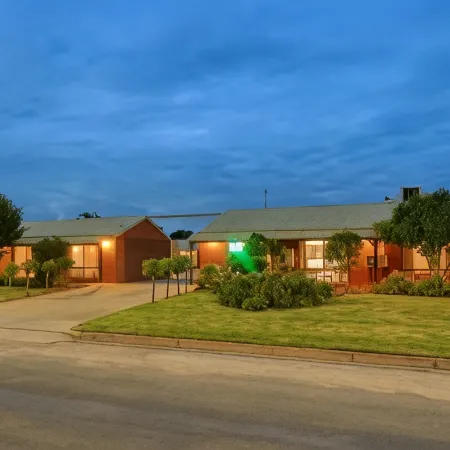 Barham Riverland Motel Отели в г. Бархэм