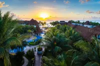 The Reef Coco Beach Resort & Spa- Optional All Inclusive - Ocean View