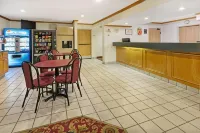 Super 8 by Wyndham Canonsburg/Pittsburgh Area Hôtels à : Cecil Township