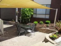 Anchorbell Holiday Apartments - Airport Shuttle