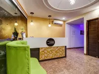 Hotel the Diamond 2 Min from Zirakpur Bus Stand فنادق في بانتشكولا