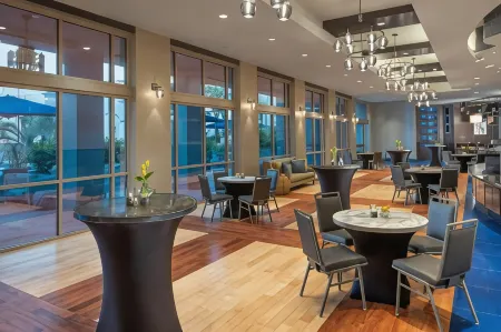 Renaissance Tampa International Plaza Hotel