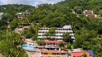 Hotel Catalina Beach Resort Hotels near Playa la Ropa
