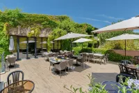 Hôtel-Résidence Lou Paradou Hôtels à : Gréoux-les-Bains