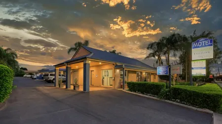 Edward Parry Motel and Apartments