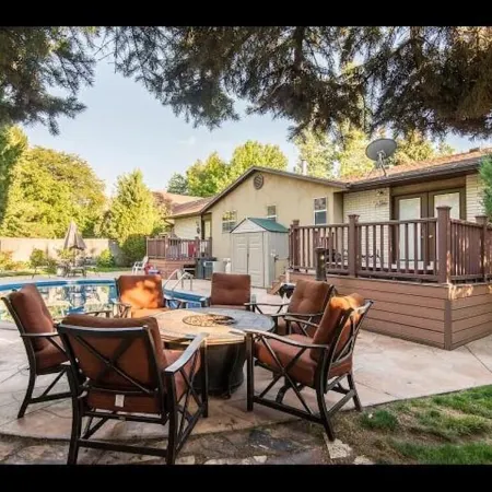 Wasatch Front Home Close to EVERYTHING!