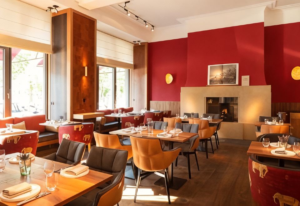 오라니아 베를린의 호텔 내부 모습 또는 레스토랑