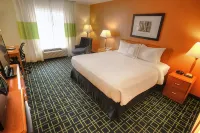 Fairfield Inn & Suites Mount Vernon Rend Lake Hotels in Mount Vernon