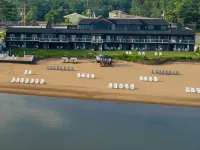 The Beach Haus - Traverse City