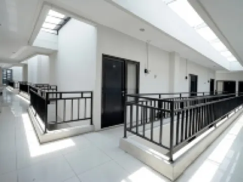 D'Paragon Kijang Utara Hotels in Gayamsari